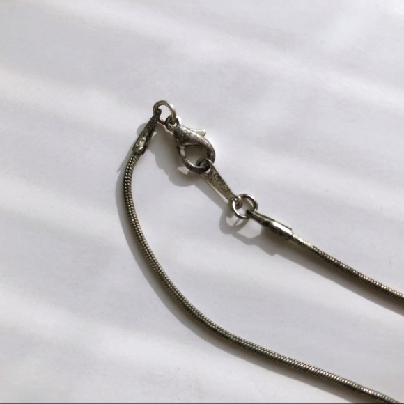 Vintage Rabbit Art Resin Pendant Chain Necklace - Picture 6 of 9